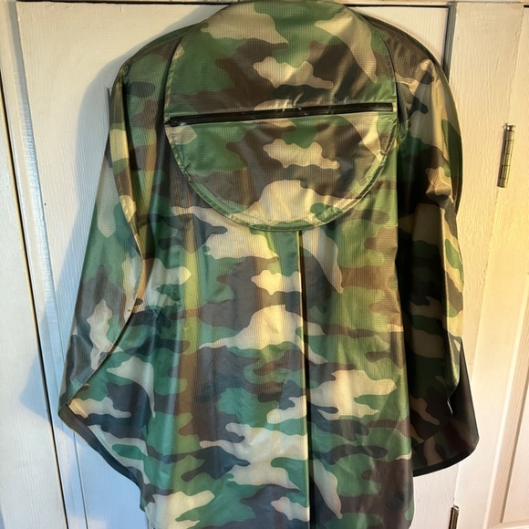 NWT Junya Watanabe Comme de Garçons  Camo Cape - Unisex - Picture 10 of 13